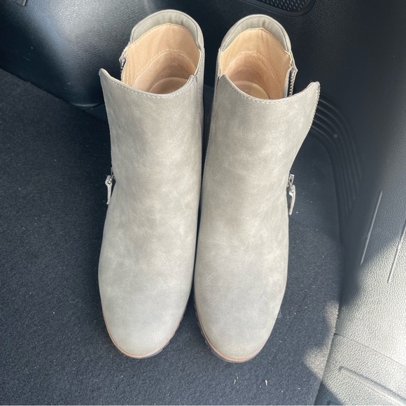 Naturalizer Soul Women's Haley Wedge Ankle Bootie Size 9 - Picture 6 of 12